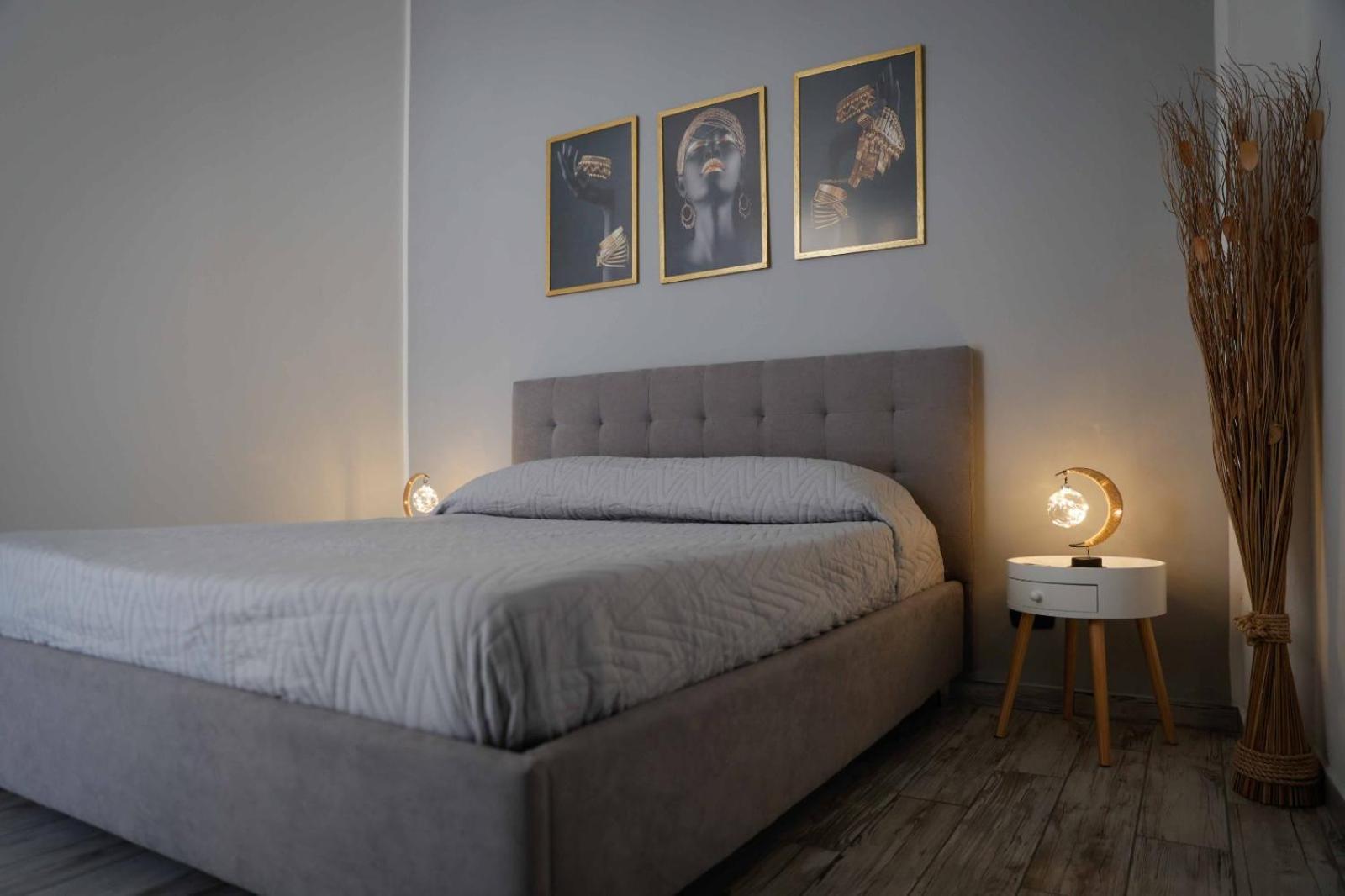 Stay In The Heart Of Salerno - Near The Duomo "La Finestra Sul Borgo" Exterior foto